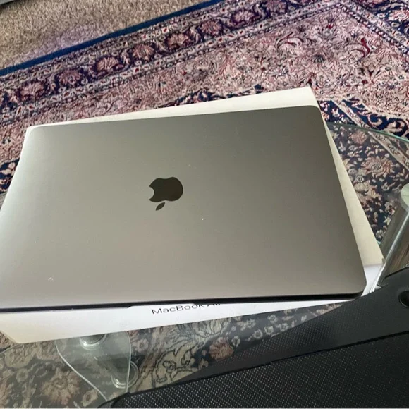 Mac book air..